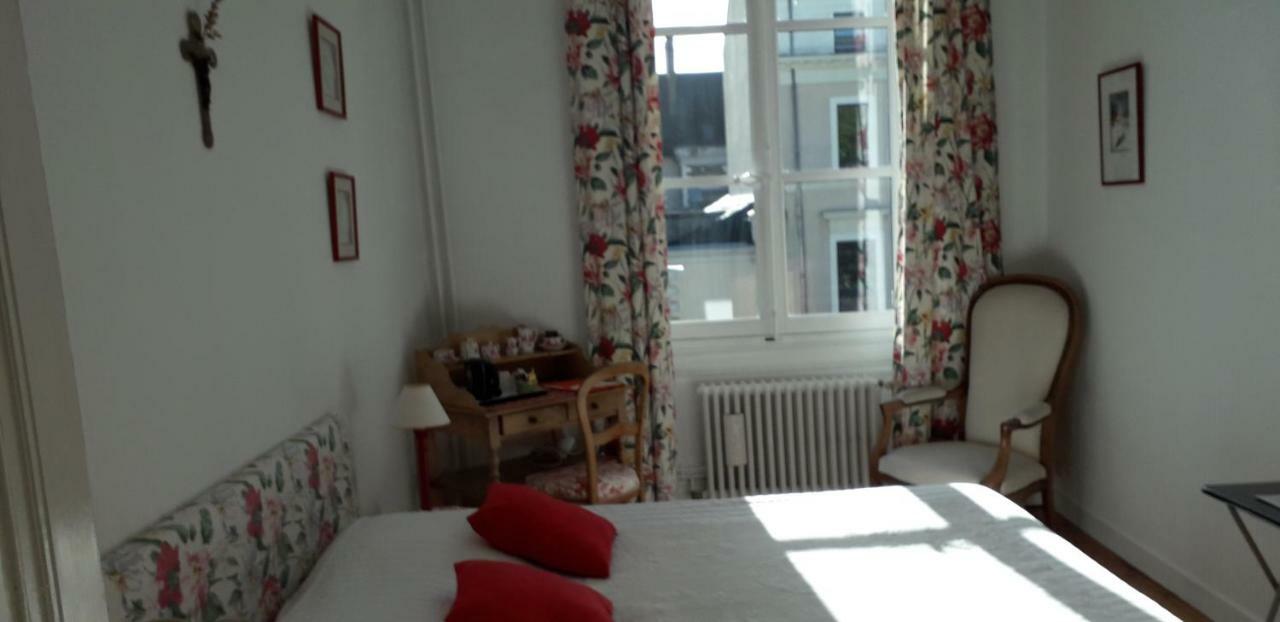 Chambre D'Hotes Marchand Angers Exteriör bild